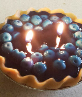 blueberry pie candle
